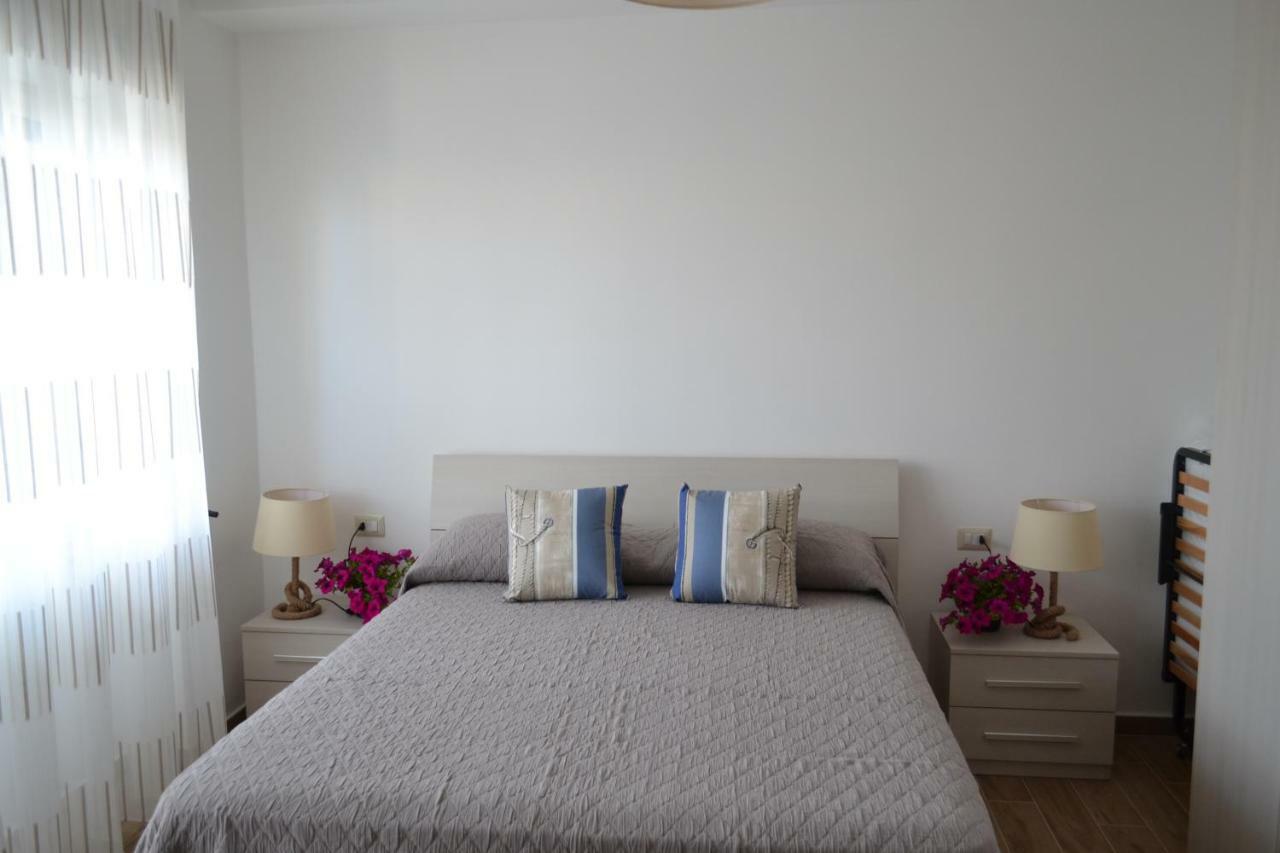 فورميا B&B Lineablu المظهر الخارجي الصورة